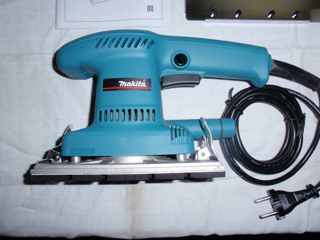 Makita vlakschuurmachine BO3700 Nieuw, Doe-het-zelf en Verbouw, Gereedschap | Schuurmachines, Ophalen, Nieuw, Minder dan 600 watt