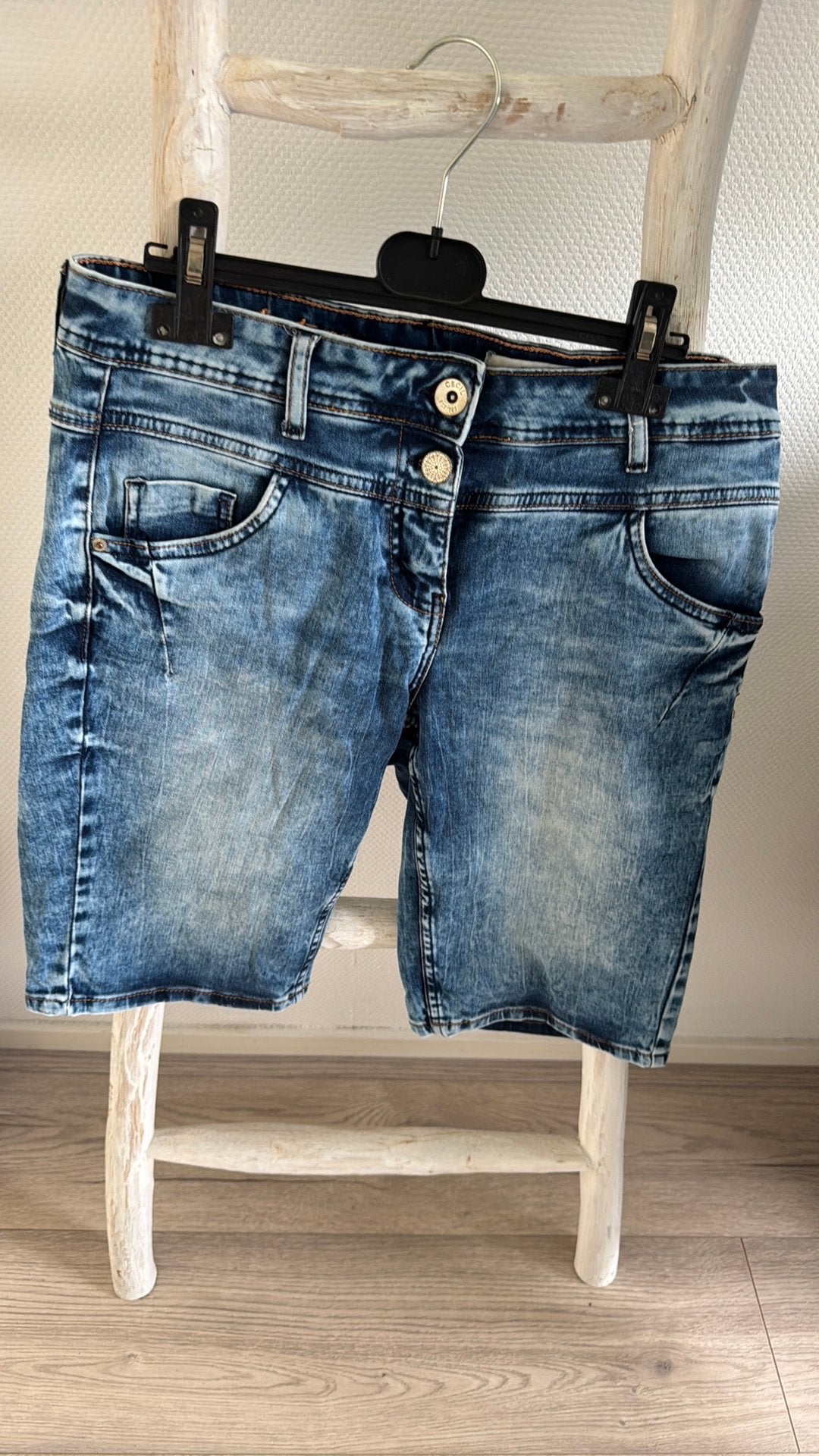 Cecil jeans korte broek  stretch maat 29, Maat 38/40 (M), Kort, Blauw, Ophalen of Verzenden