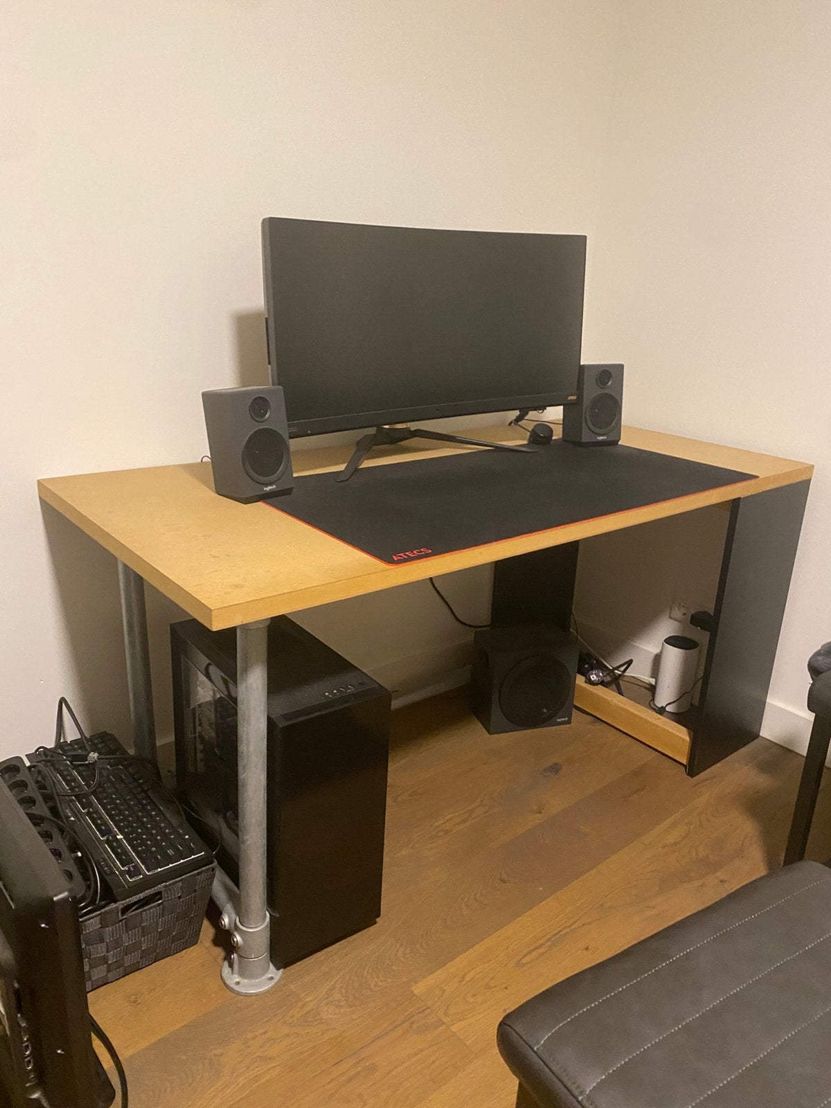 Stevig industrieel bureau 150x70cm, Ophalen, 150 cm, Bruin, Zo goed als nieuw