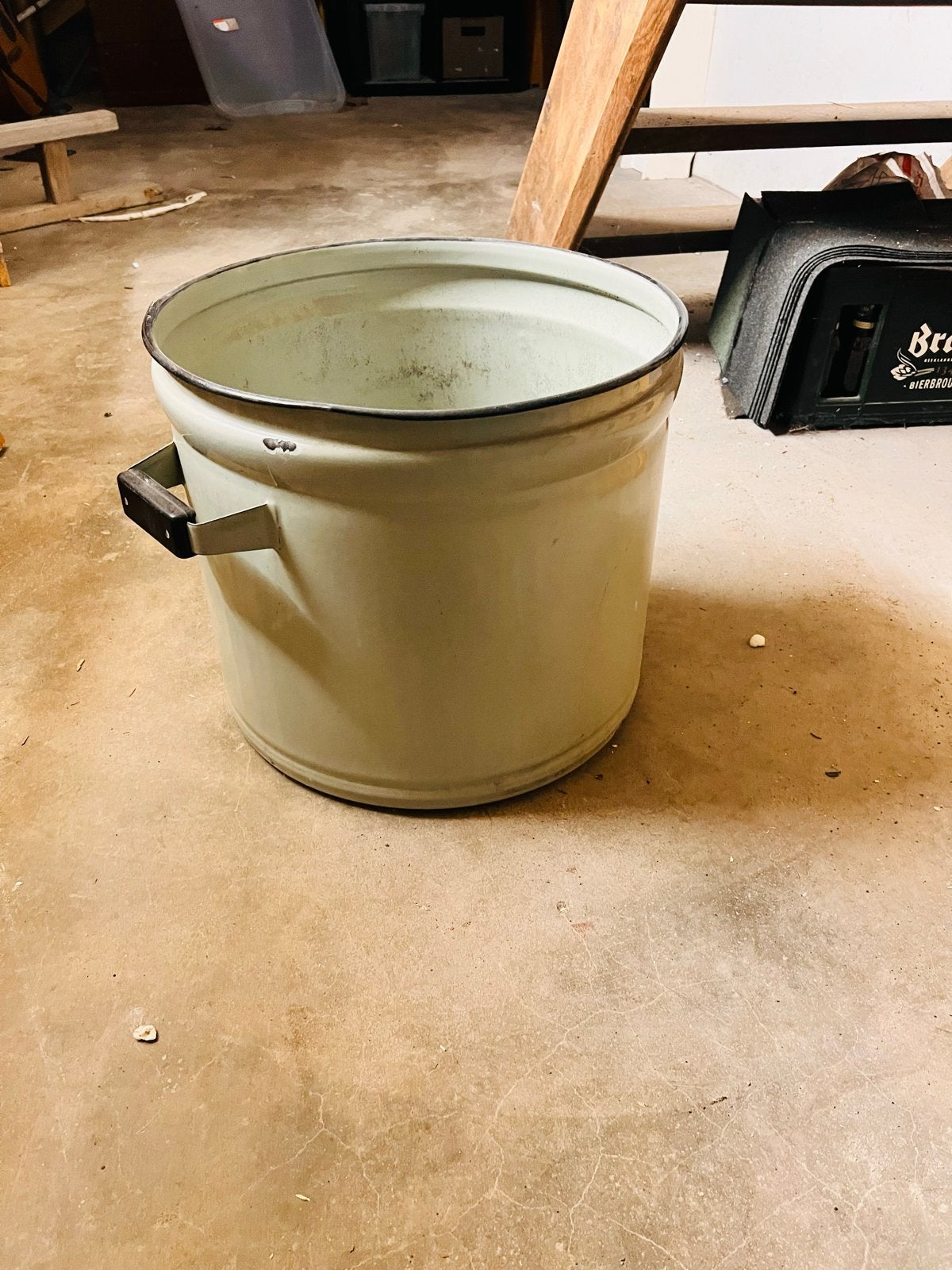 Grote vintage emaille emmer/pot, Ophalen