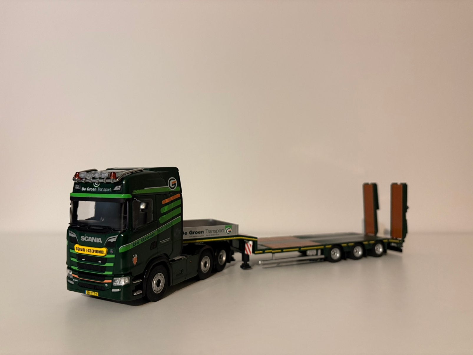 Scania S530 De Groen Cavallino, Hobby en Vrije tijd, Verzenden, Zo goed als nieuw, Bus of Vrachtwagen, Tekno