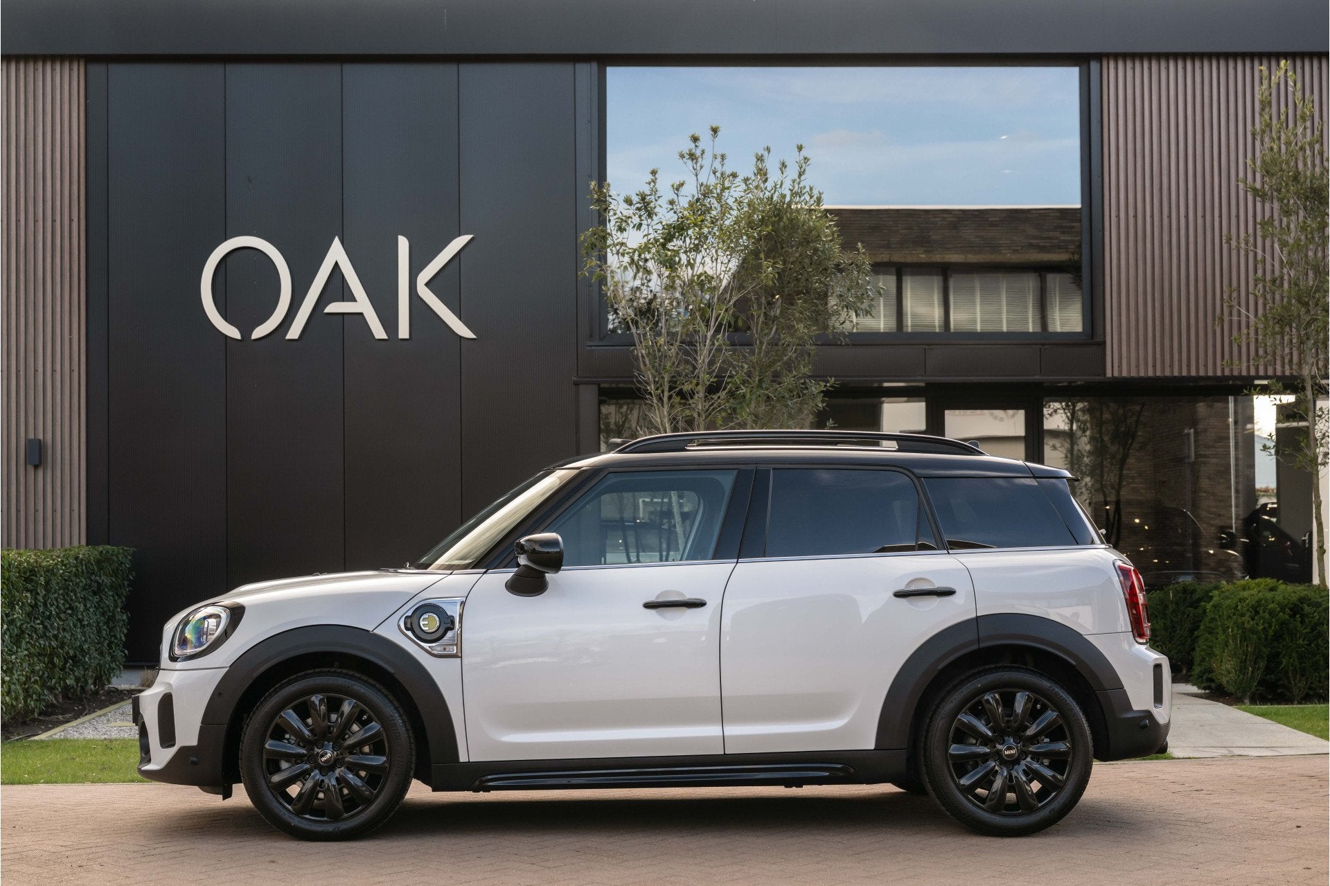 MINI Countryman 1.5 Cooper SE Hybrid ALL4 Classic | Navi | P, Auto's, Automaat, Automatische klimaatregeling, Gebruikt, Zwart