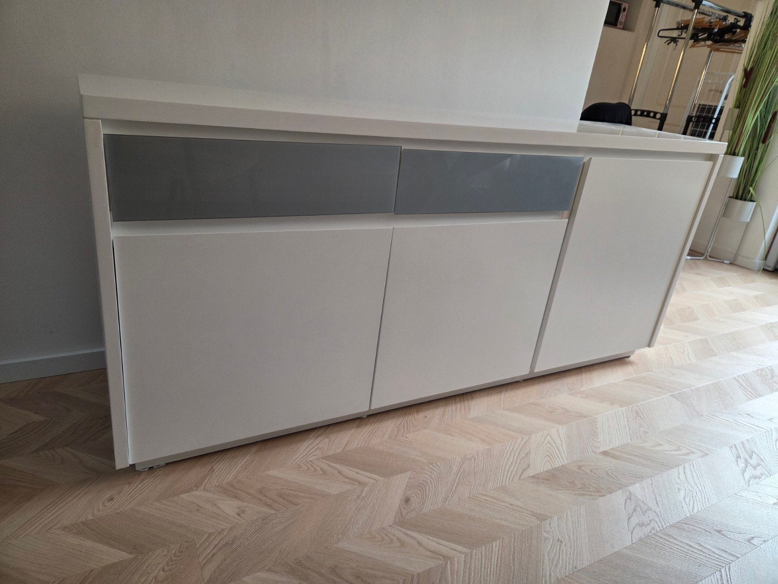 Xooon dressoir kast - 180x42x81cm - Zo goed als nieuw, Huis en Inrichting, Ophalen, Met deur(en), 150 tot 200 cm, Zo goed als nieuw