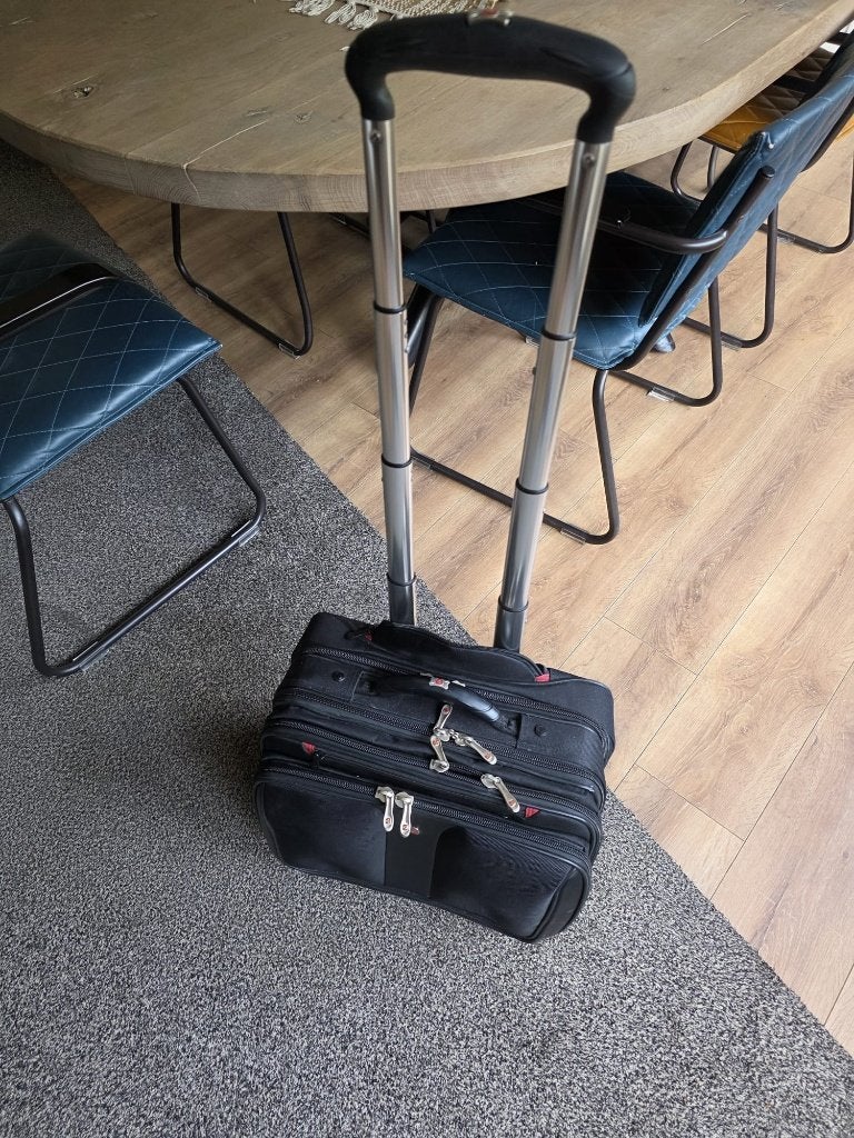 Wenger Patriot 2 trolley met aparte laptop tas in nieuwstaat, Wieltjes, 20 tot 30 cm, Zwart, Minder dan 40 cm