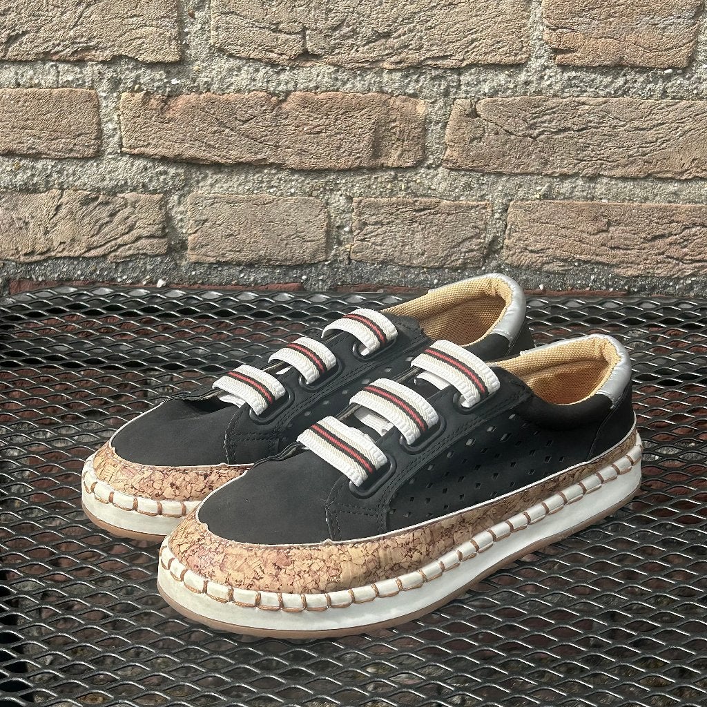 Sneaker / schoen blauw 37, Blauw, Ophalen of Verzenden, Sneakers of Gympen, Zo goed als nieuw