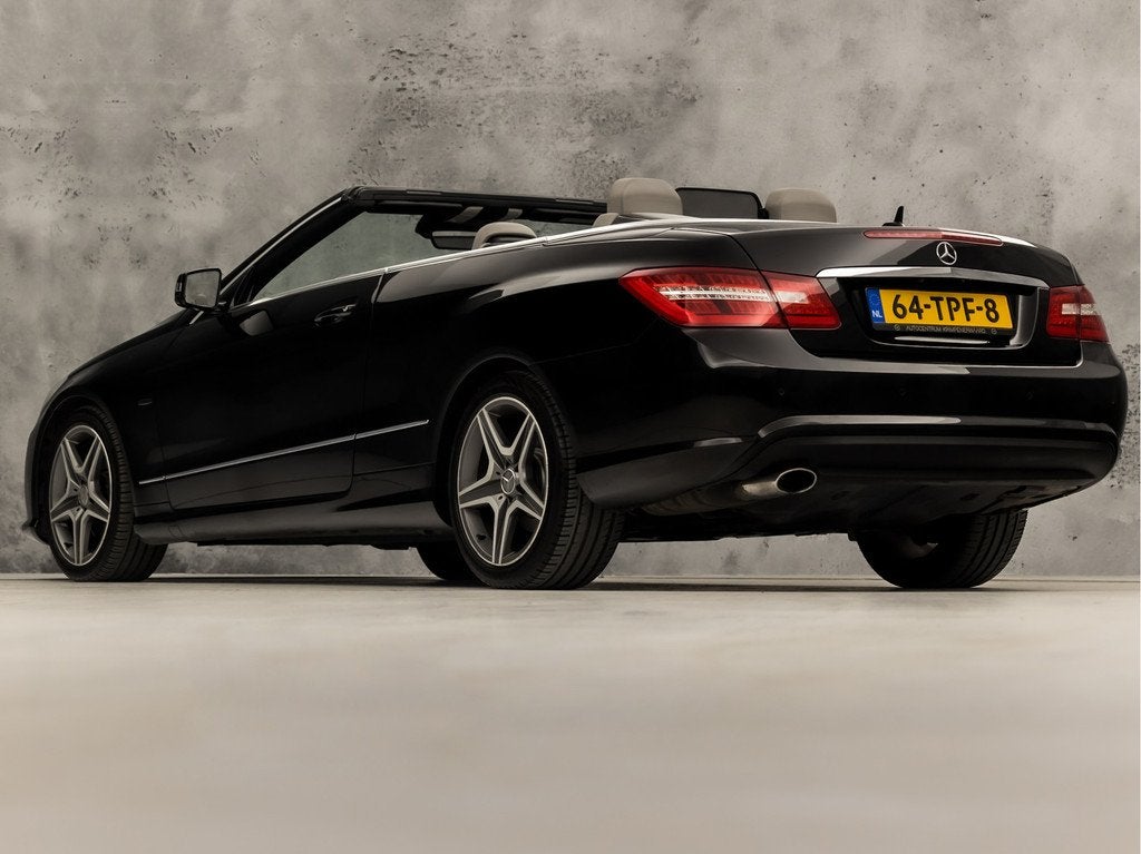 Mercedes-Benz E-Klasse 200 CGI AMG Elegance 184Pk Automaat (, Achterwielaandrijving, 4 cilinders, 4 stoelen, 1796 cc
