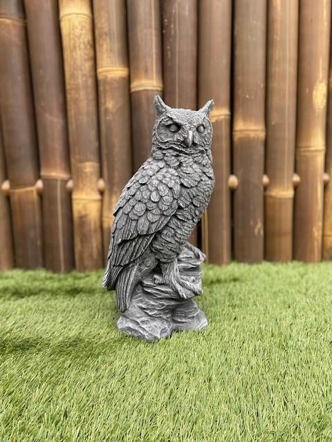 Uil nr.2250, Tuin en Terras, Tuinbeelden, Nieuw, Dierenbeeld, Beton, Ophalen