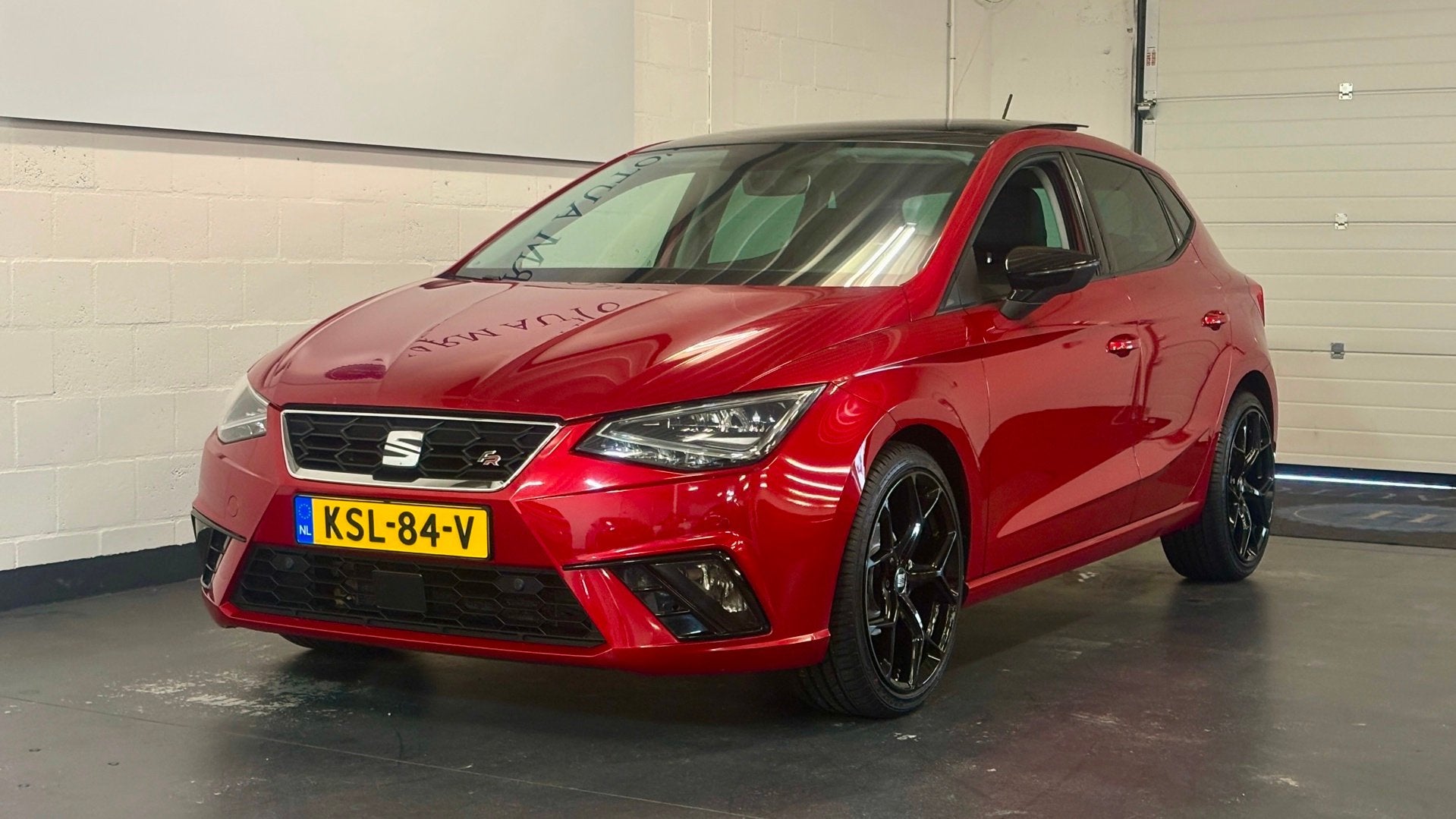 SEAT Ibiza 1.0 TSI FR Pano / Navi / Alcantara / LED / PDC /, Gebruikt, Zwart, 95 pk, Ibiza