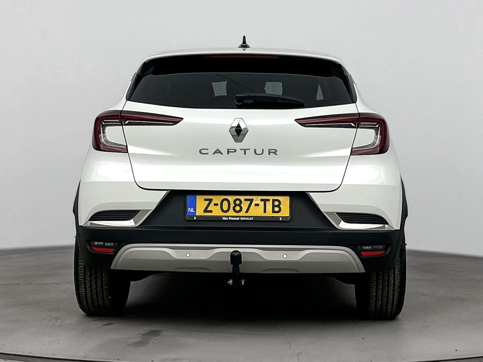 Renault Captur 1.3 TCe 140Pk Intens | Navigatie | Stoelverwa, Auto's, Dealer onderhouden, Gebruikt, 4 cilinders, Leder en Stof