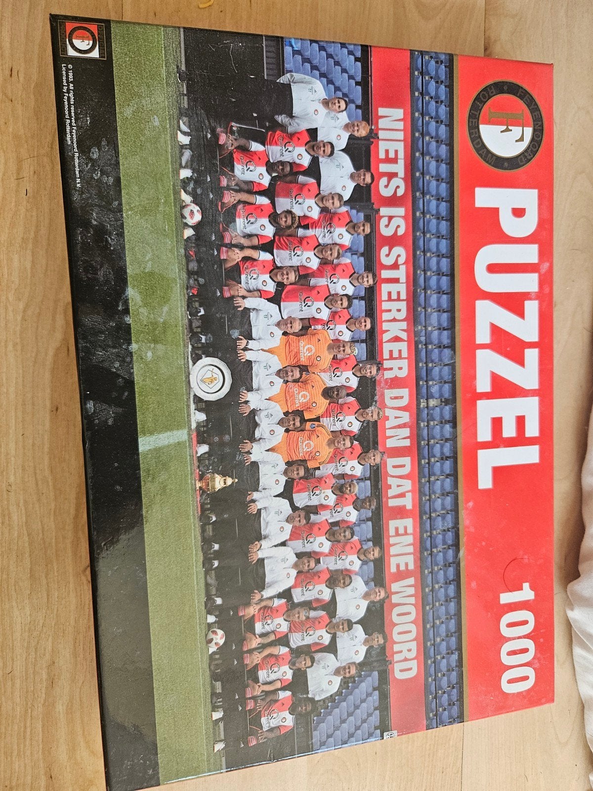 Feyenoord Puzzel 1000 Stukjes - 'Niets is sterker', Hobby en Vrije tijd, Denksport en Puzzels, Ophalen, 500 t/m 1500 stukjes, Gebruikt