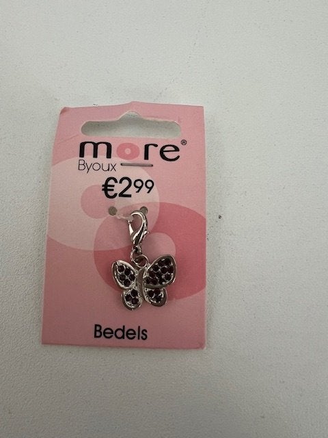 bedeltje  Vlinder  More Byoux, Overige merken, Overige materialen, Nieuw, Ophalen of Verzenden