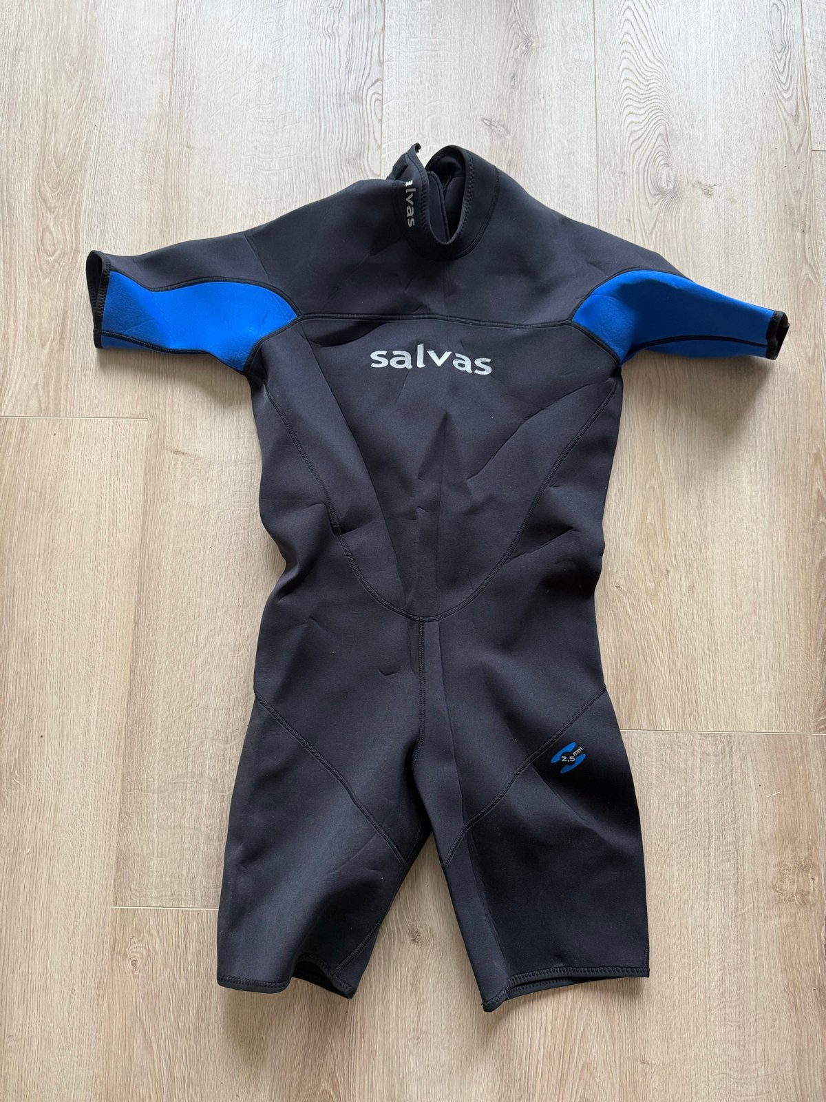 Salvas Neopreen Wetsuits (Shorty & Lange Mouw) + Pegaso Scho, Ophalen of Verzenden, Zo goed als nieuw, Overige typen