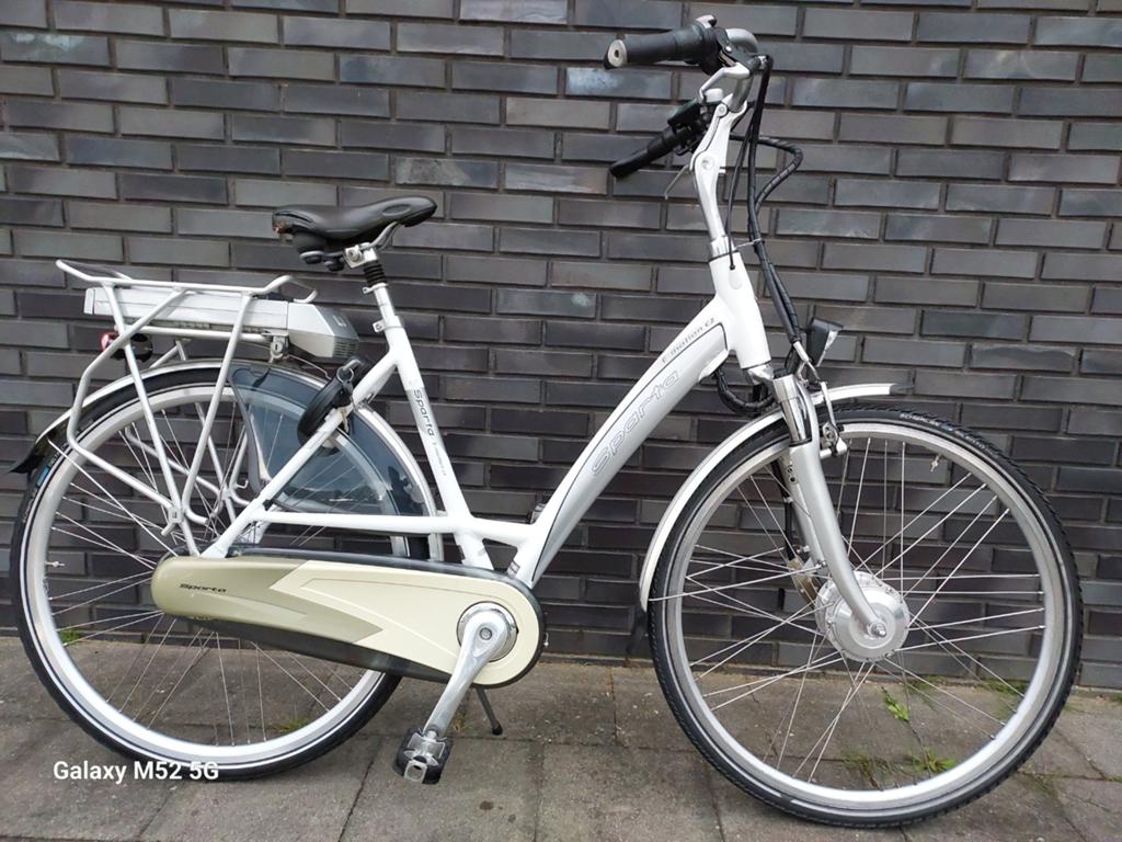 Elektrische damesfiets E-Bike Sparta E-Motion, Fietsen en Brommers, Elektrische fietsen, Ophalen, Sparta, Zo goed als nieuw, 51 tot 55 cm