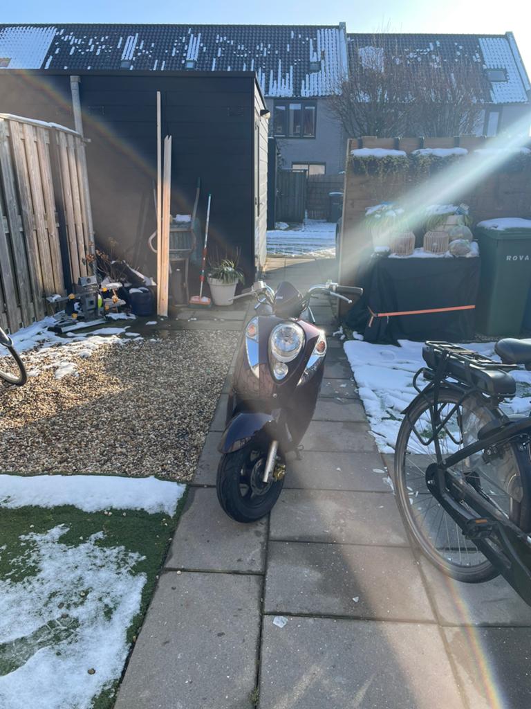 Sym Mio 50cc Brom kenteken daily, Mio, Maximaal 45 km/u, Ophalen of Verzenden, Zo goed als nieuw