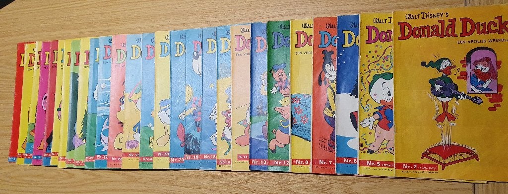 Donald Duck stripboeken weekblad uit 1967 totaal 28 stuks, Boeken, Gelezen, Ophalen of Verzenden, Walt Disney  Donald duck, Meerdere stripboeken