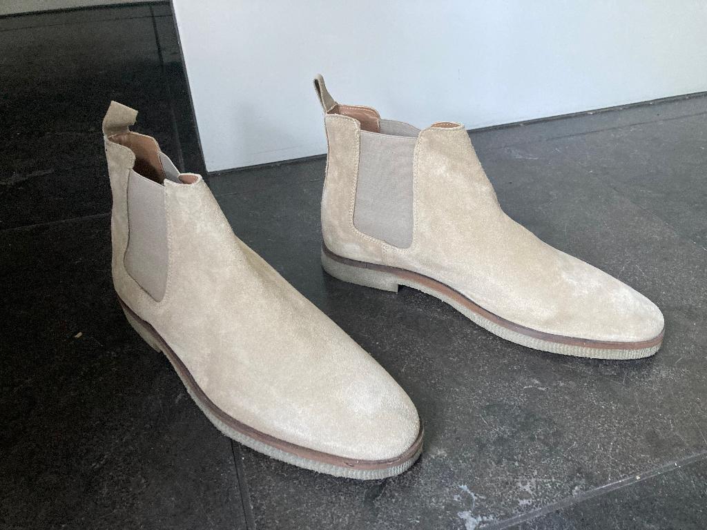 Walk London suède Chelsea boots beige 45 als Nieuw, Boots, Ophalen of Verzenden, Zo goed als nieuw, Overige kleuren