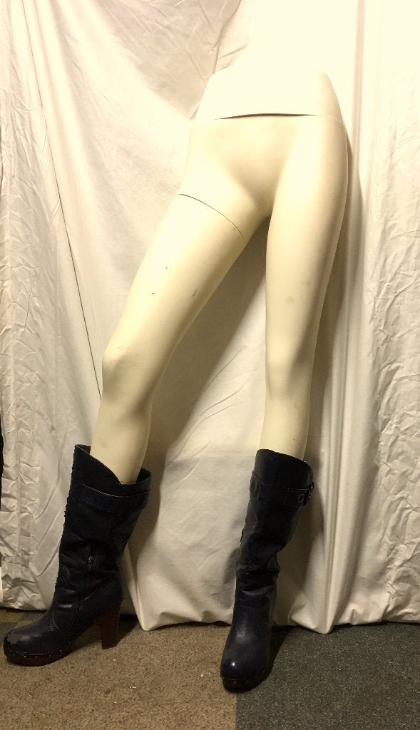 Mannequin / Etalagepop / Paspop-onderstel, Ophalen, Paspop