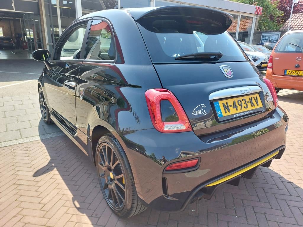 Fiat 500 1.4 T-Jet Abarth 595 Pista garantie mogelijk tot 20, Auto's, Voorwielaandrijving, 12 maanden, Euro 6, 4 cilinders