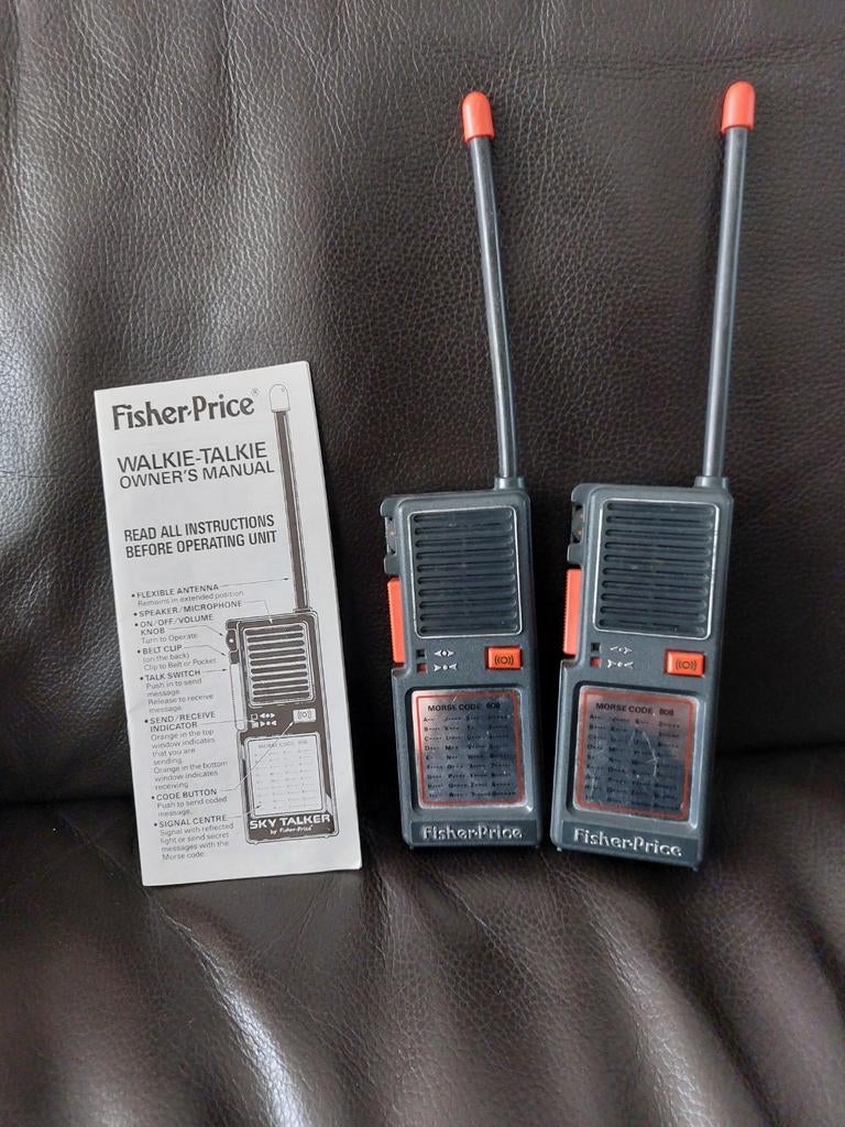 Fisher-Price Sky Talker Walkie-Talkie Set met Handleiding, Minder dan 2 km, Ophalen of Verzenden, Zo goed als nieuw, Portofoon of Walkie-talkie