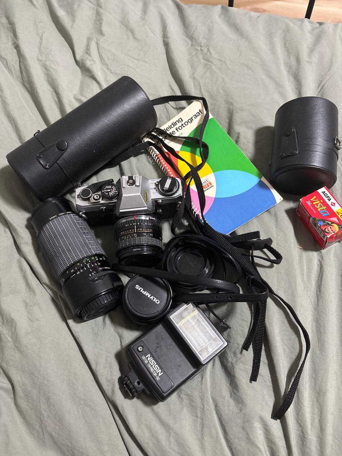 Olympus OM-10Spiegelreflexcamera met accessoires, Audio, Tv en Foto, Fotocamera's Analoog, Ophalen of Verzenden, Gebruikt, Spiegelreflex