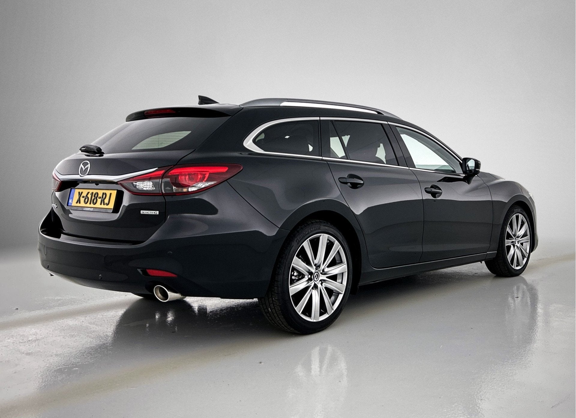 Mazda 6 Sportbreak 2.0 SkyActiv-G 165 Exclusive-Line | BOSE, Gebruikt, 4 cilinders, 6 sportbreak, Zwart