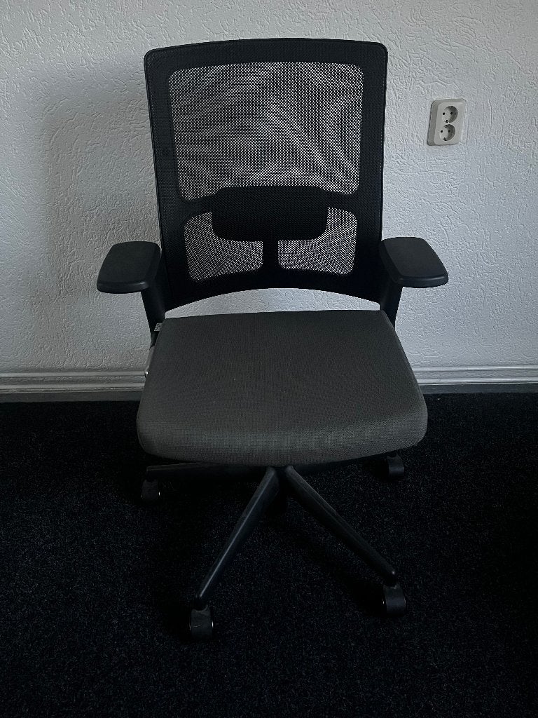 Foto 3 van Ergonomische Bureaustoel - Zwart/Grijs