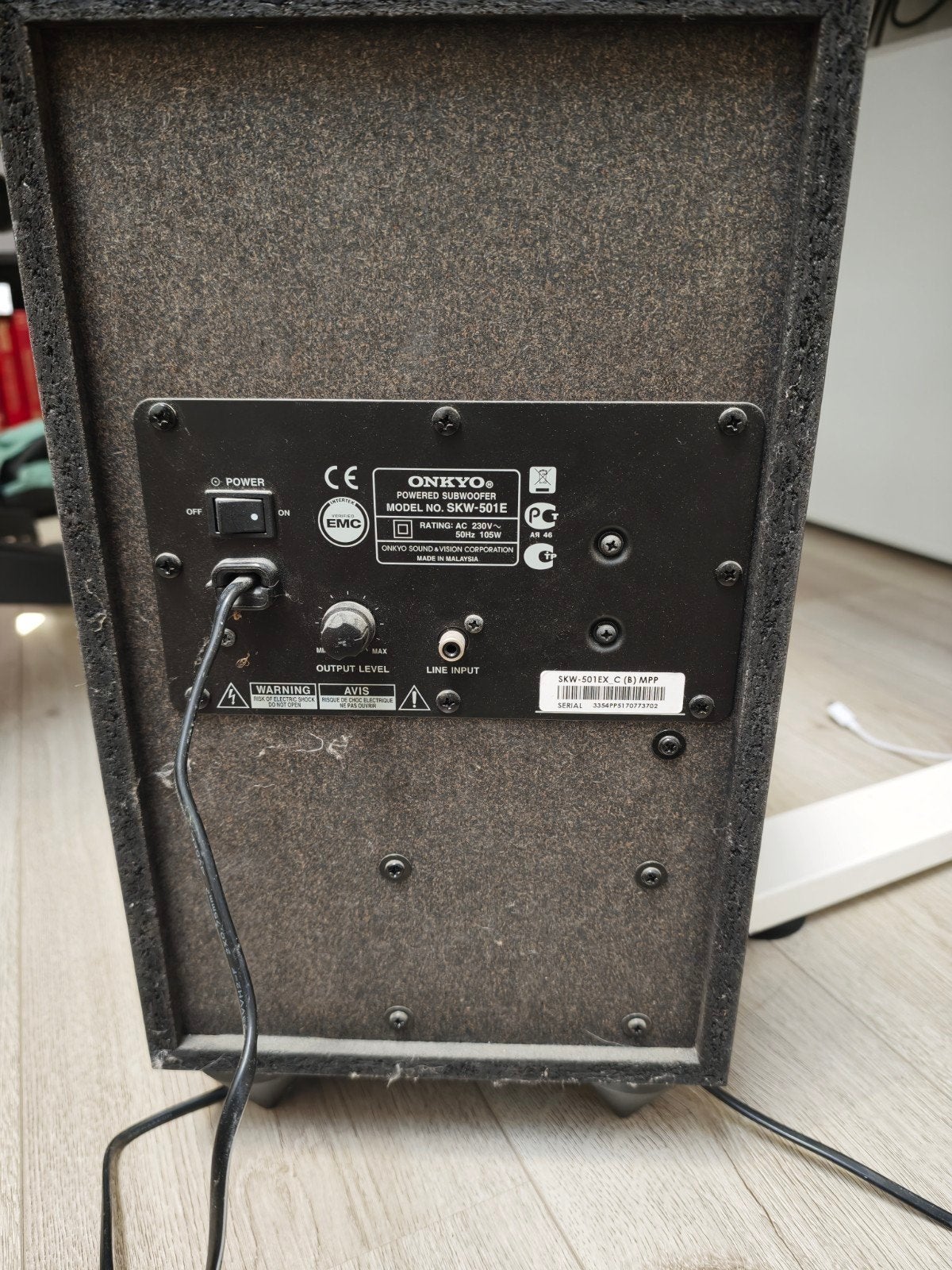 Onkyo SKW-501E Subwoofer - Krachtige Bass, Audio, Tv en Foto, Luidsprekers, Ophalen, Gebruikt, Subwoofer, 60 tot 120 watt