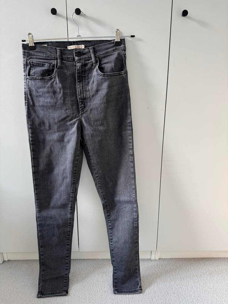 Levi's 710 Super Skinny Jeans W30/L30 - Goede staat, Kleding | Dames, Spijkerbroeken en Jeans, Ophalen of Verzenden, Zo goed als nieuw