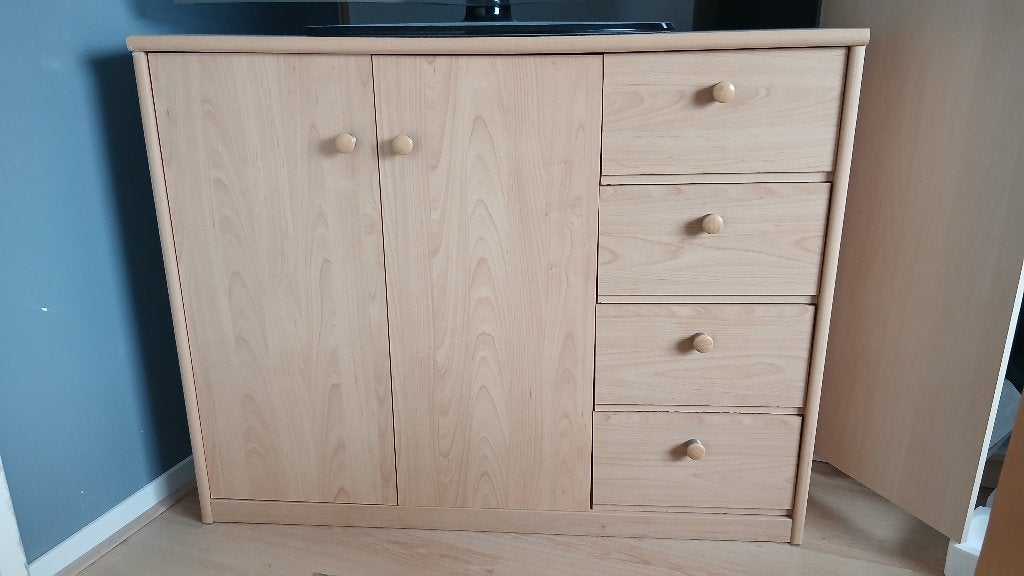 Leuke TV Kast / Klein Dressoir , Beukenkleur, Ophalen, 100 tot 150 cm, Zo goed als nieuw, Minder dan 100 cm