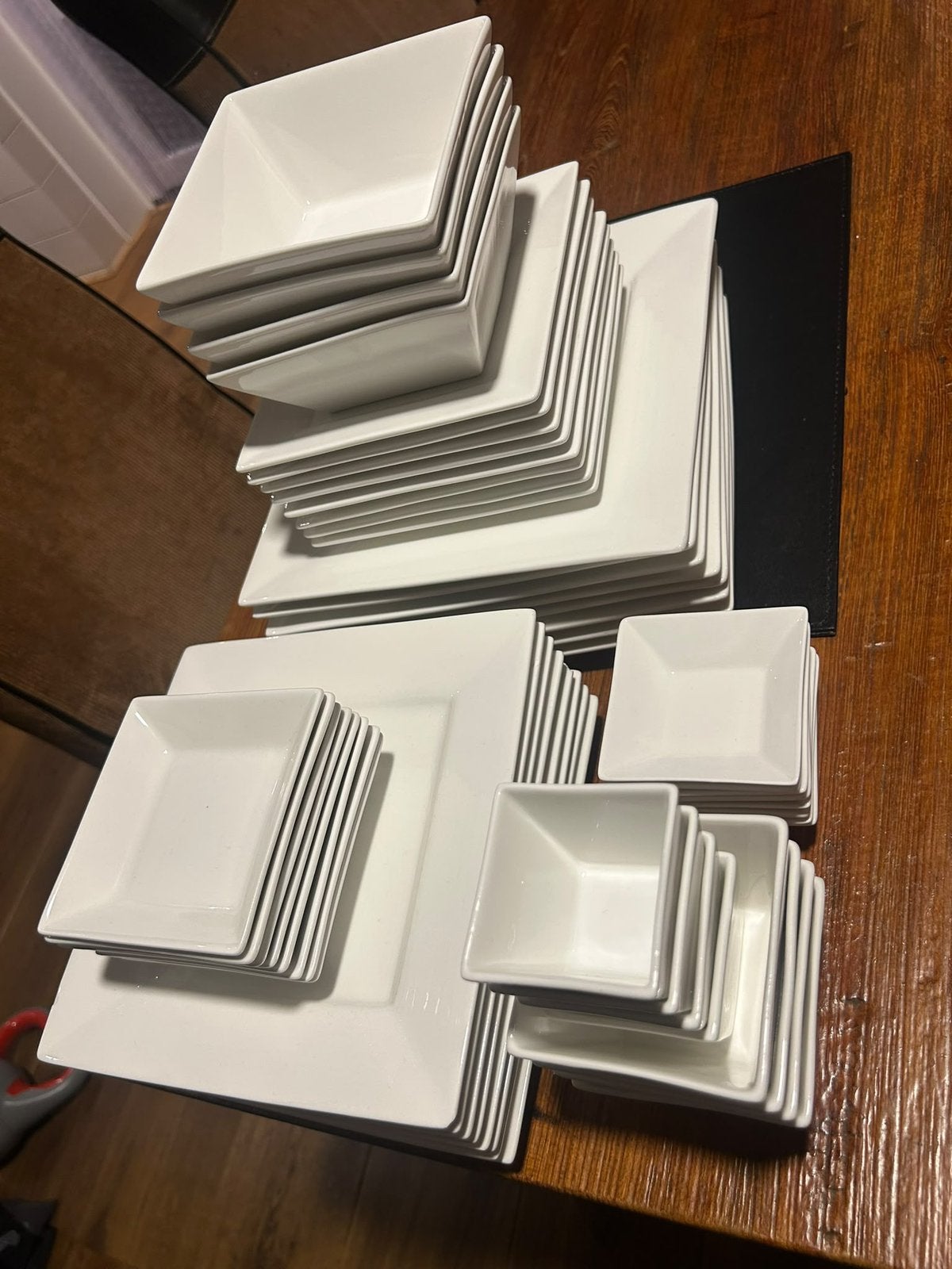 Wit vierkant servies, Ophalen of Verzenden, Zo goed als nieuw, Bord(en), Overige stijlen