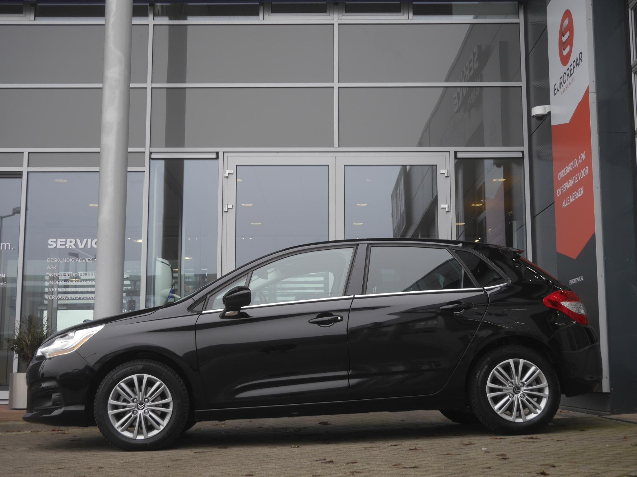 Citroen C4 1.2 PureTech Tendance | 130PK | Navigatie | Clima, Stof, Euro 6, 1199 cc, Zwart