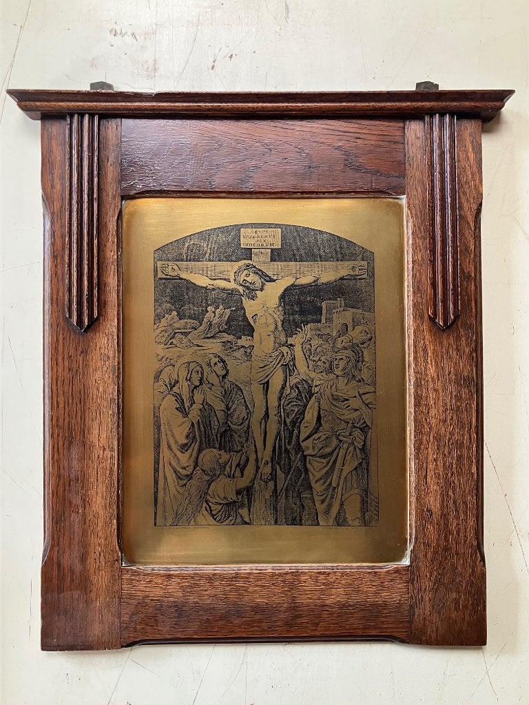 Koper ets gravure van gekruisigde. Jesus in eiken lijst., Antiek en Kunst, Religie, Ophalen of Verzenden, Gravure, 41 cm