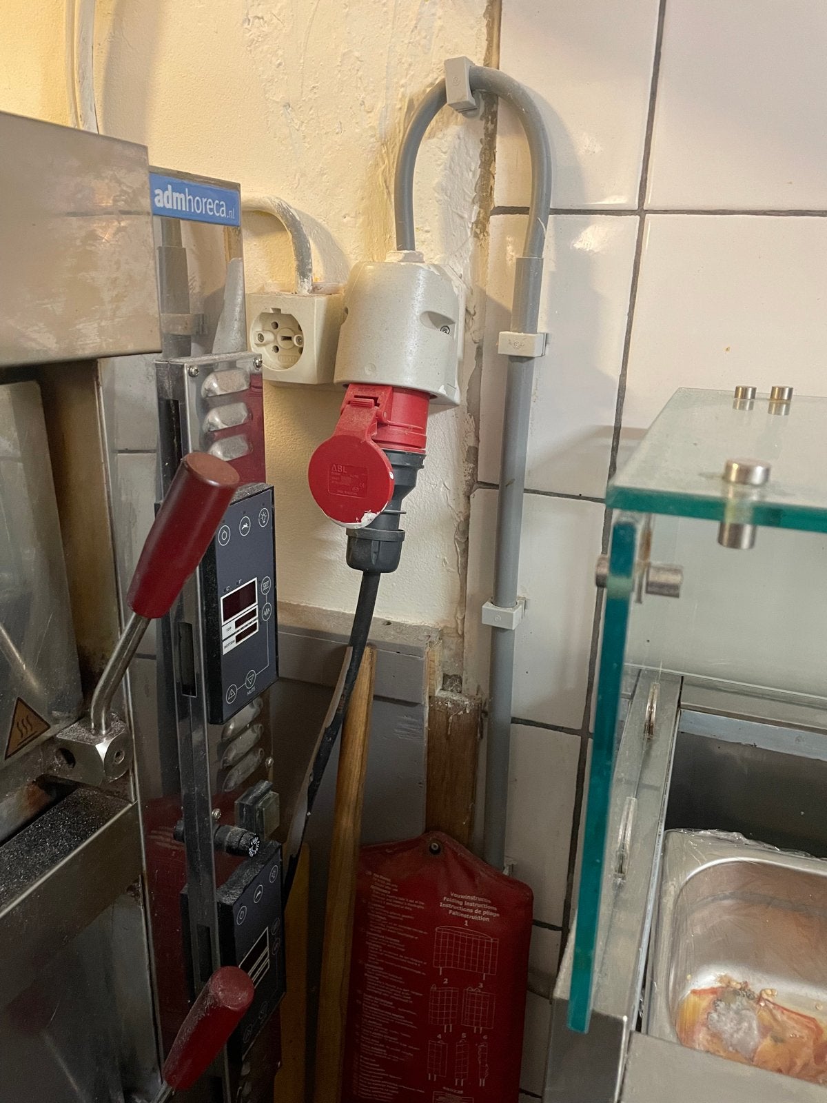 Zaakovername - Wageningen-compleet met Inboedel bieden mag, Zakelijke goederen, Horeca | Keukenapparatuur, Ophalen, Gebruikt, Ovens, Magnetrons en Steamers