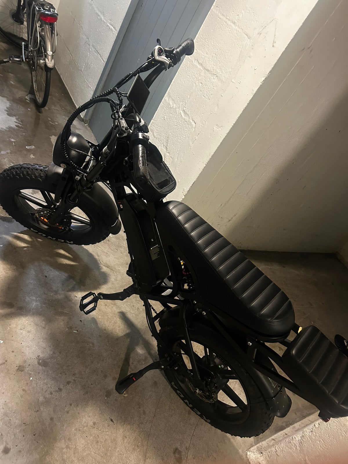 V20,fatbike,zwart, Ophalen, Zo goed als nieuw, Overige modellen