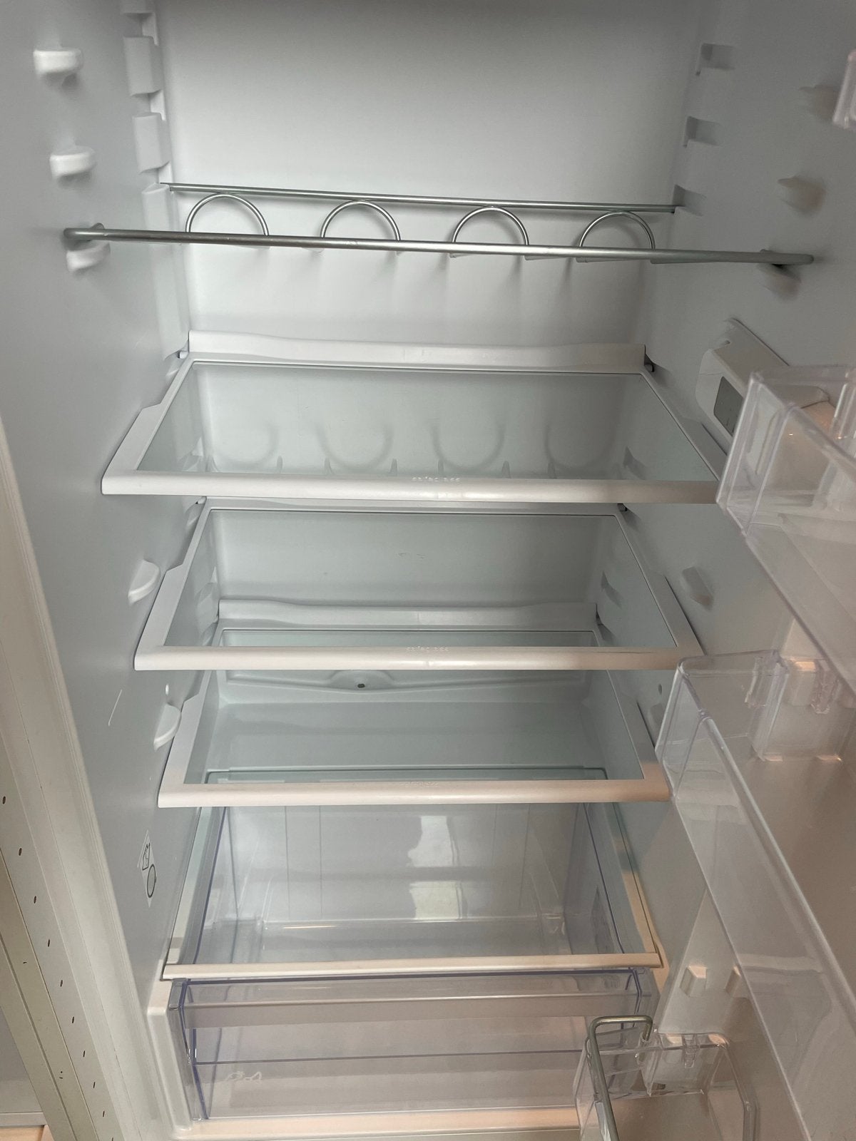 IKEA AVKYLD Inbouwkoelkast - in perfecte staat, Witgoed en Apparatuur, Ophalen, Zonder vriesvak, 200 liter of meer, Zo goed als nieuw
