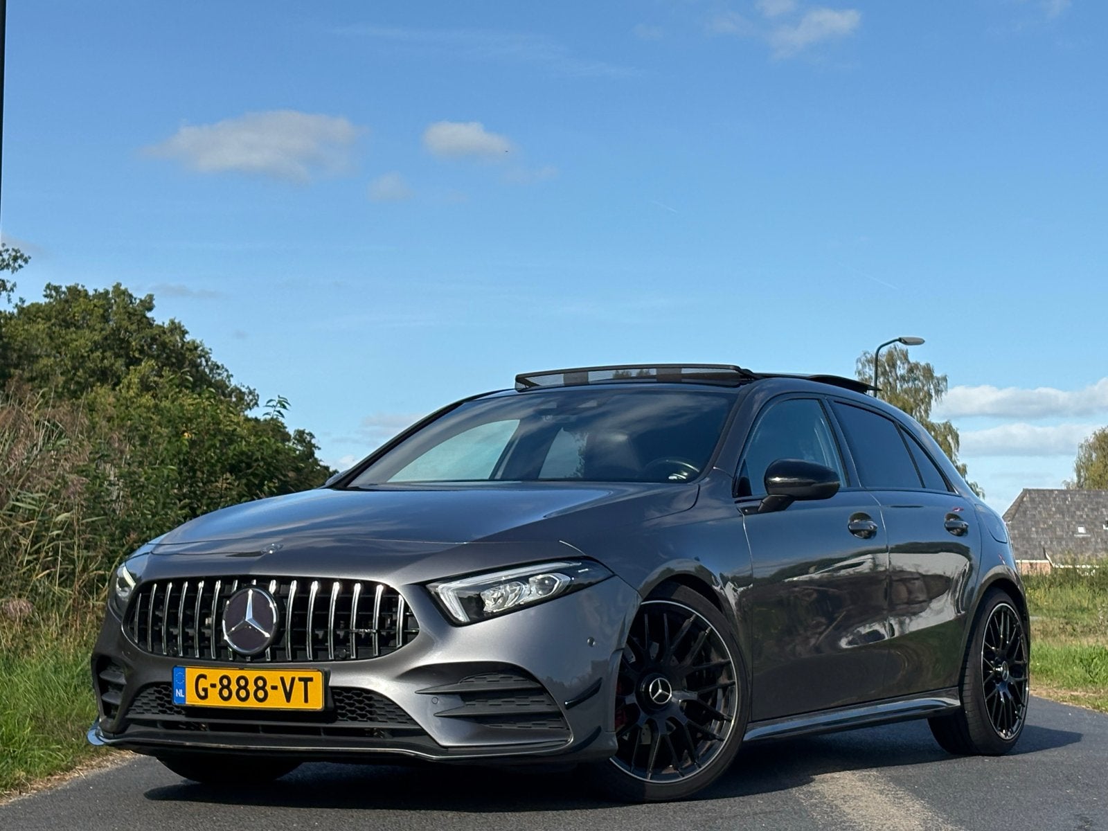 Mercedes-Benz A-Klasse A-klasse 2018 Grijs, Stationwagon, Particulier, 1600 kg, 685 kg