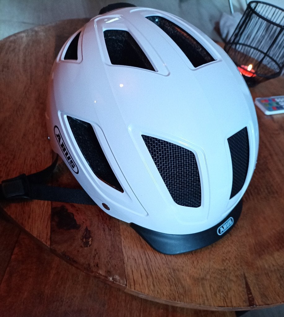 Fietsenhelm abus, Fietsen en Brommers, Ophalen, Zo goed als nieuw, Heer of Dame, Abus