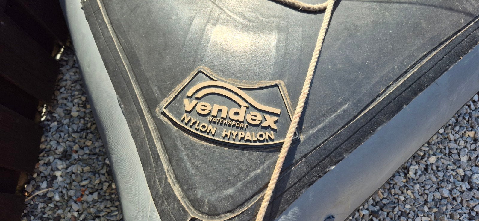 Vendex rubberboot met houten bodem en peddels, Gebruikt, Peddels, Hout, Ophalen