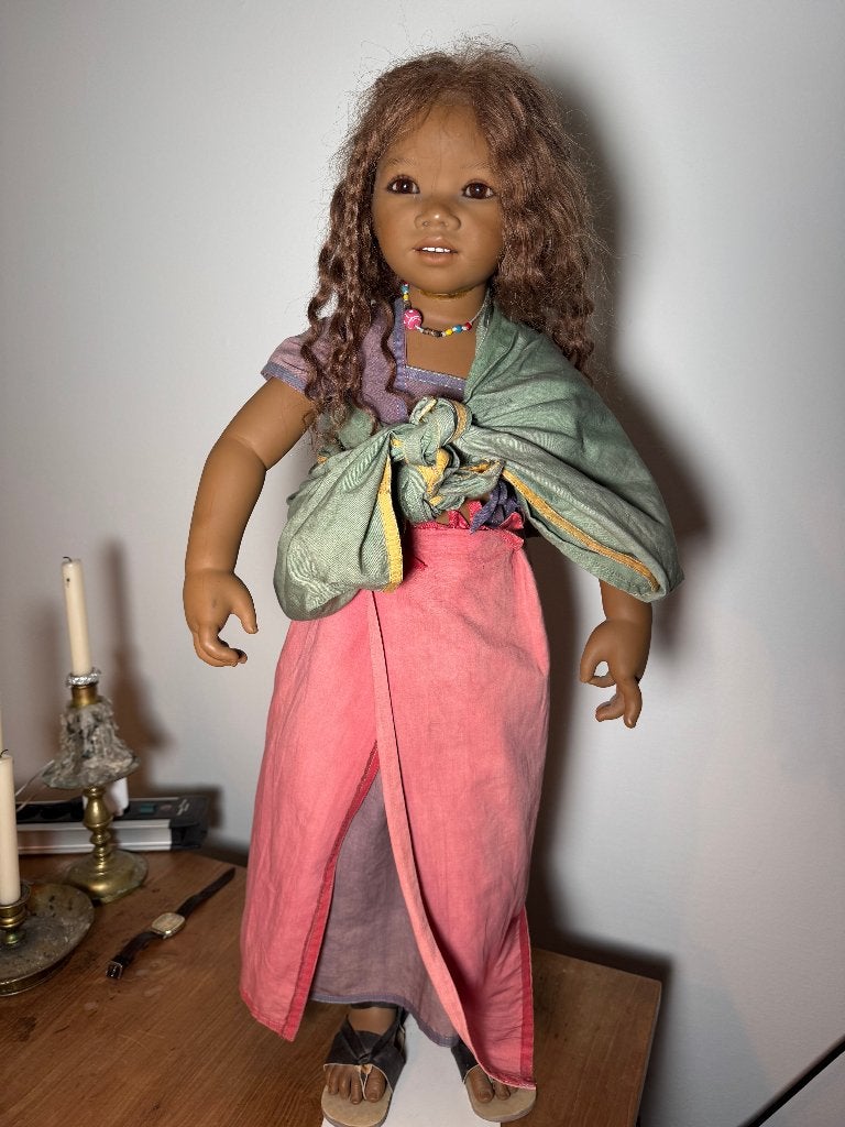 Annette Himstedt pop Nia 2005 88cm gelimiteerd 377 origineel, Ophalen of Verzenden, Zo goed als nieuw, Pop, Levensecht of Reborn
