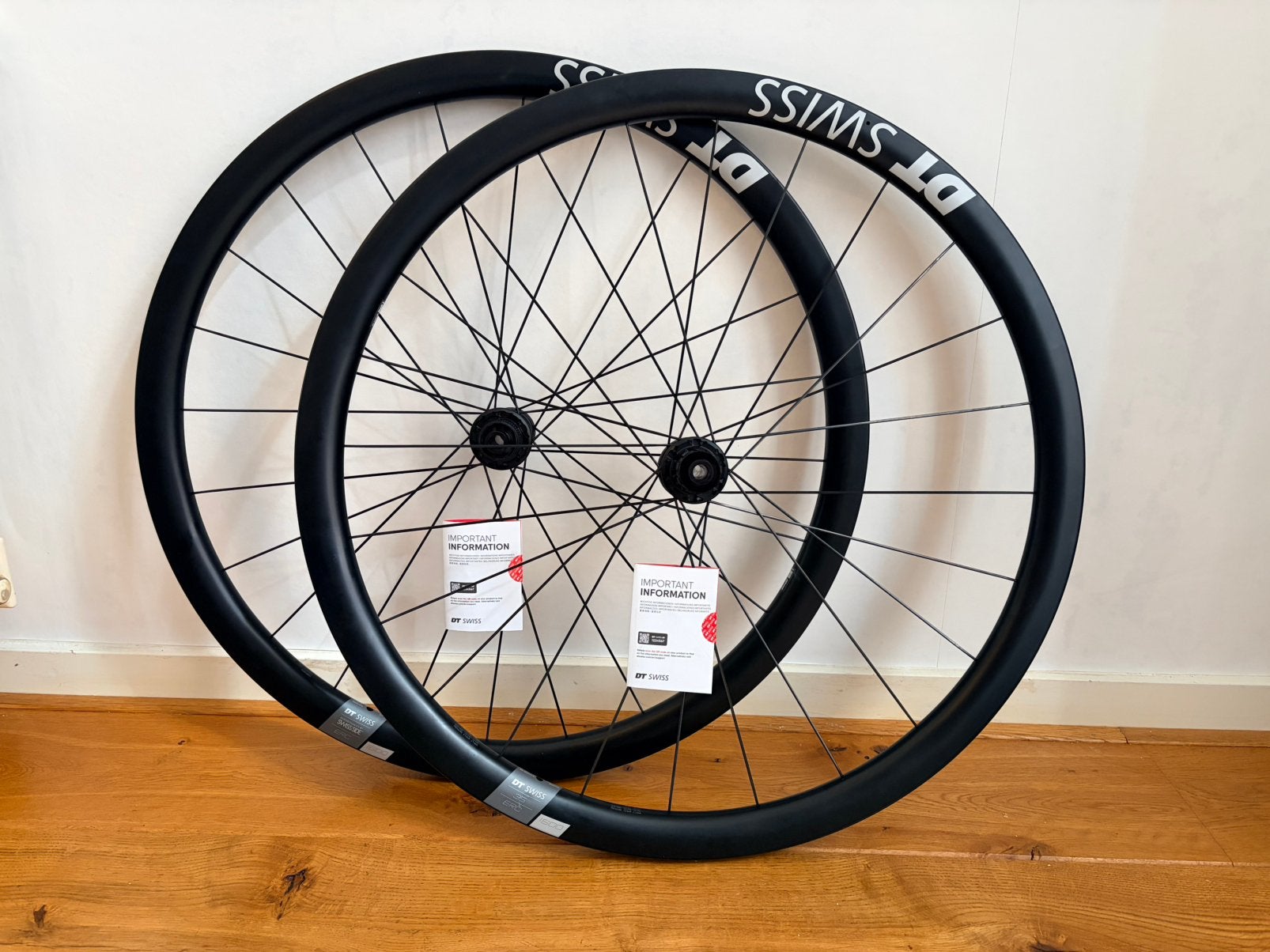 DT Swiss ERC 1600 DICUT Carbon 35mm | Nieuw, Wiel, Nieuw, Ophalen of Verzenden, Racefiets