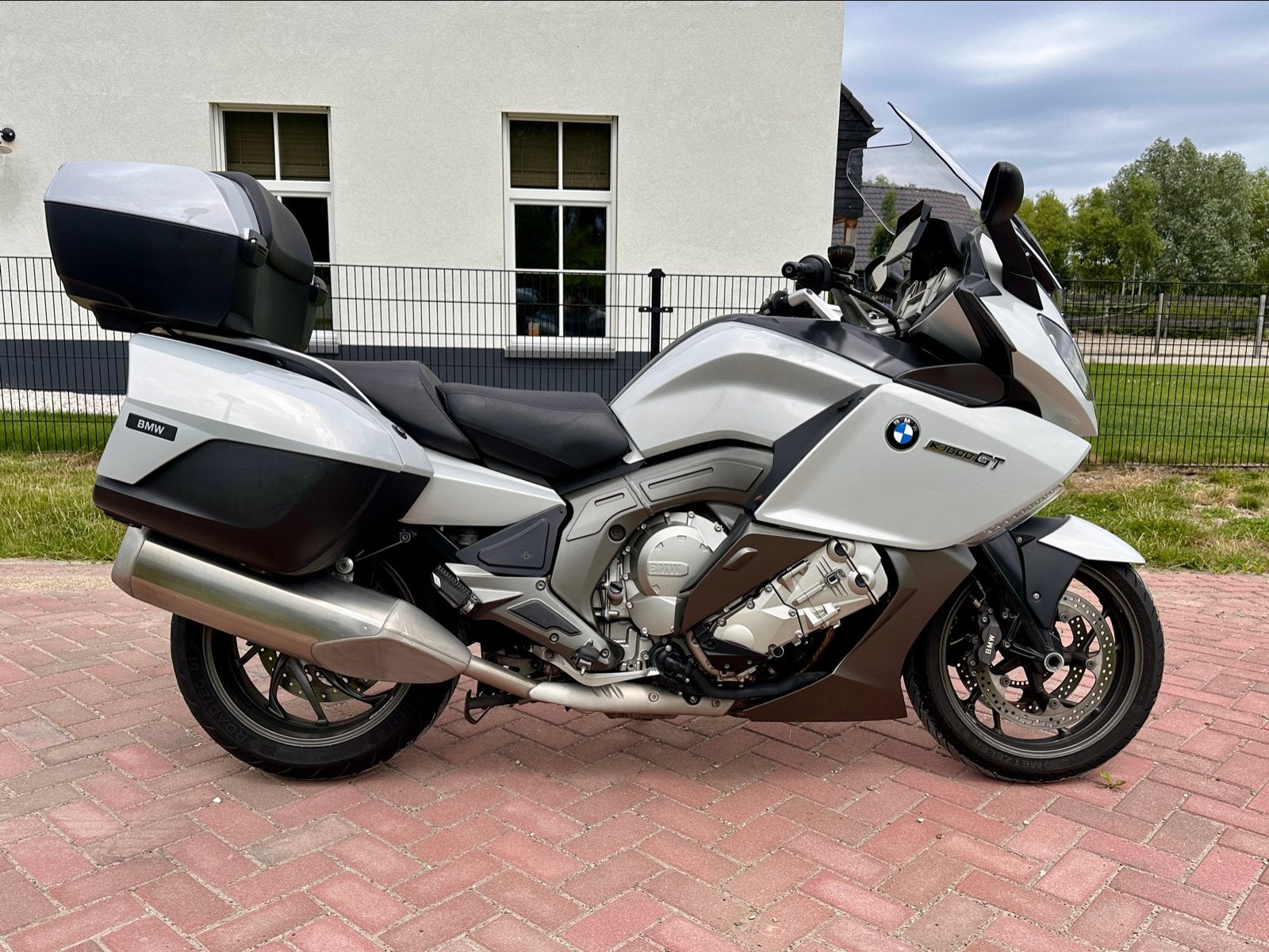 BMW K1600GT - Luxe Opties oa CarPlay, 1600 cc, 4 cilinders, Motorrijbewijs A, Gebruikt