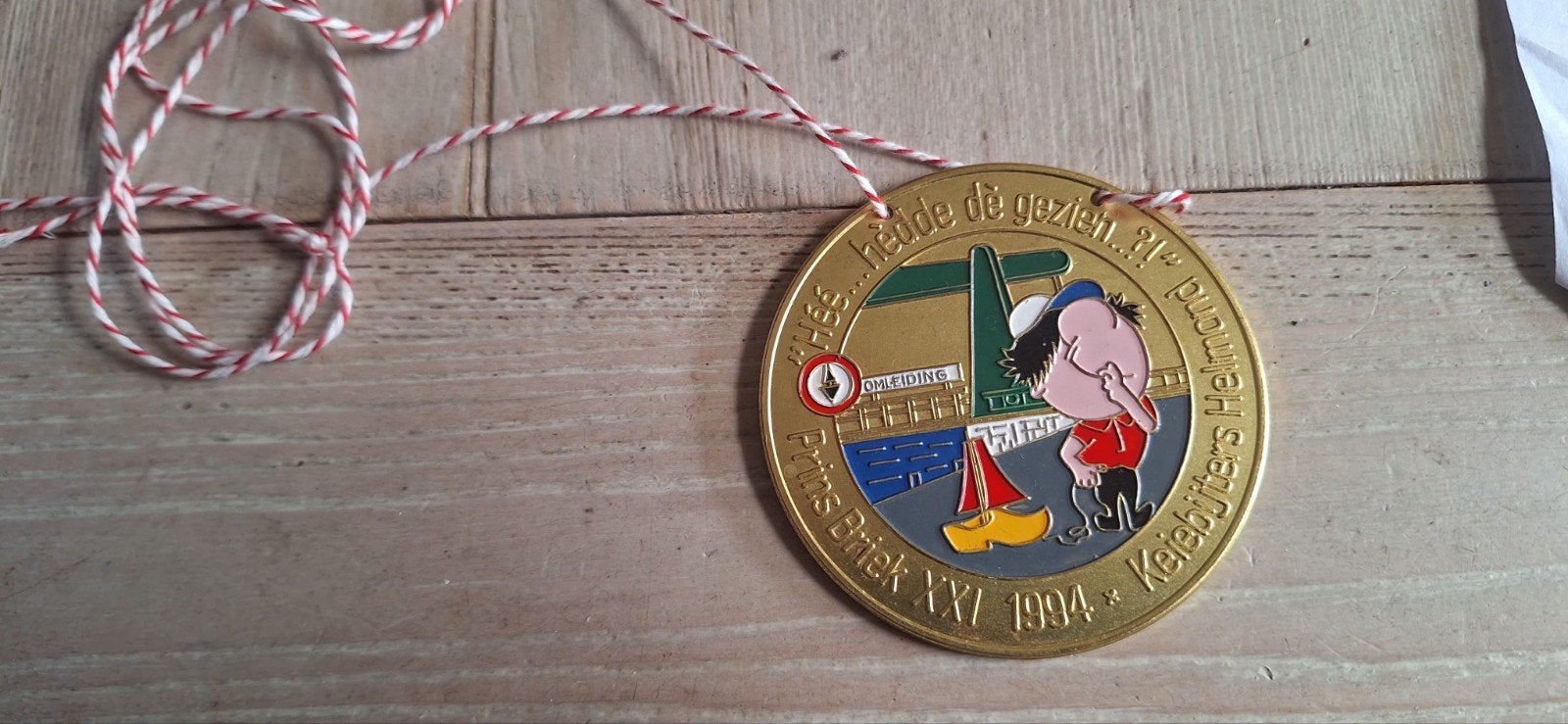 Keiebijters helmond carnaval medaille 1994 (7626), Postzegels en Munten, Penningen en Medailles, Ophalen of Verzenden, Overige materialen