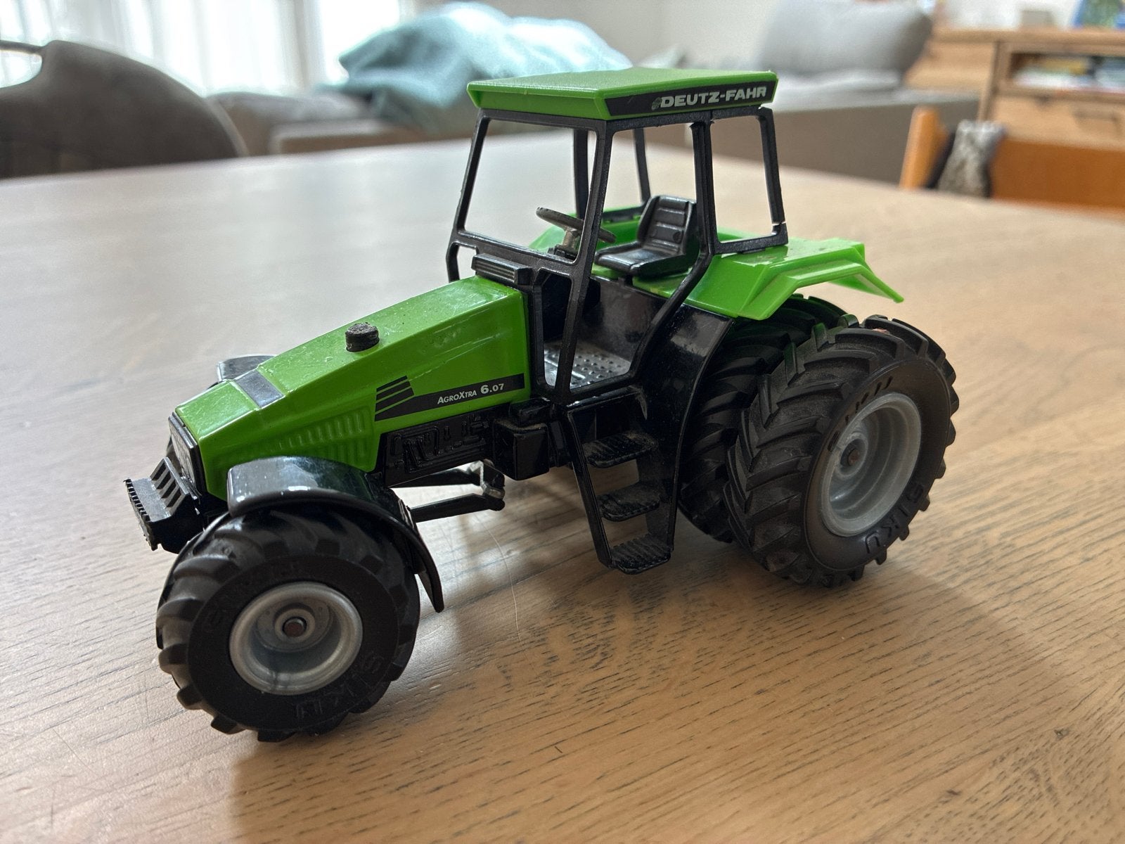 Siku Deutz Agroxtra 6.07 - Gebruikt met defect, Ophalen of Verzenden, Gebruikt
