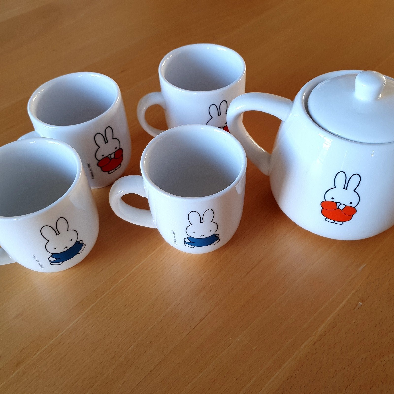 Nijntje servies: theepot en 4 mokken van Palmer Hotelware, Gebruikt, Overige merken, Keramiek, Ophalen of Verzenden