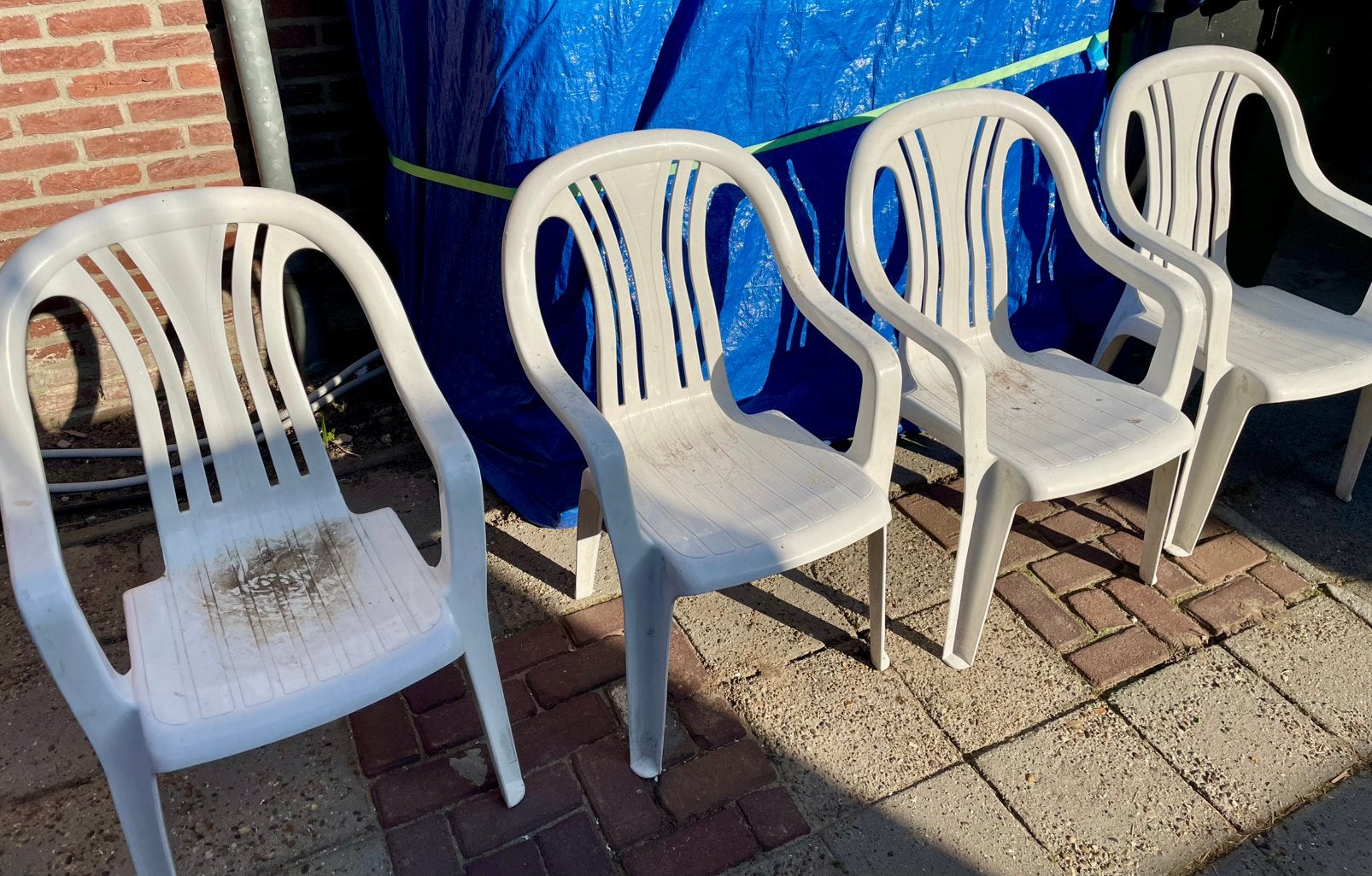 4x witte stapelbare tuinstoelen Mambo Kettler, Ophalen, Gebruikt, Kunststof, Stapelbaar