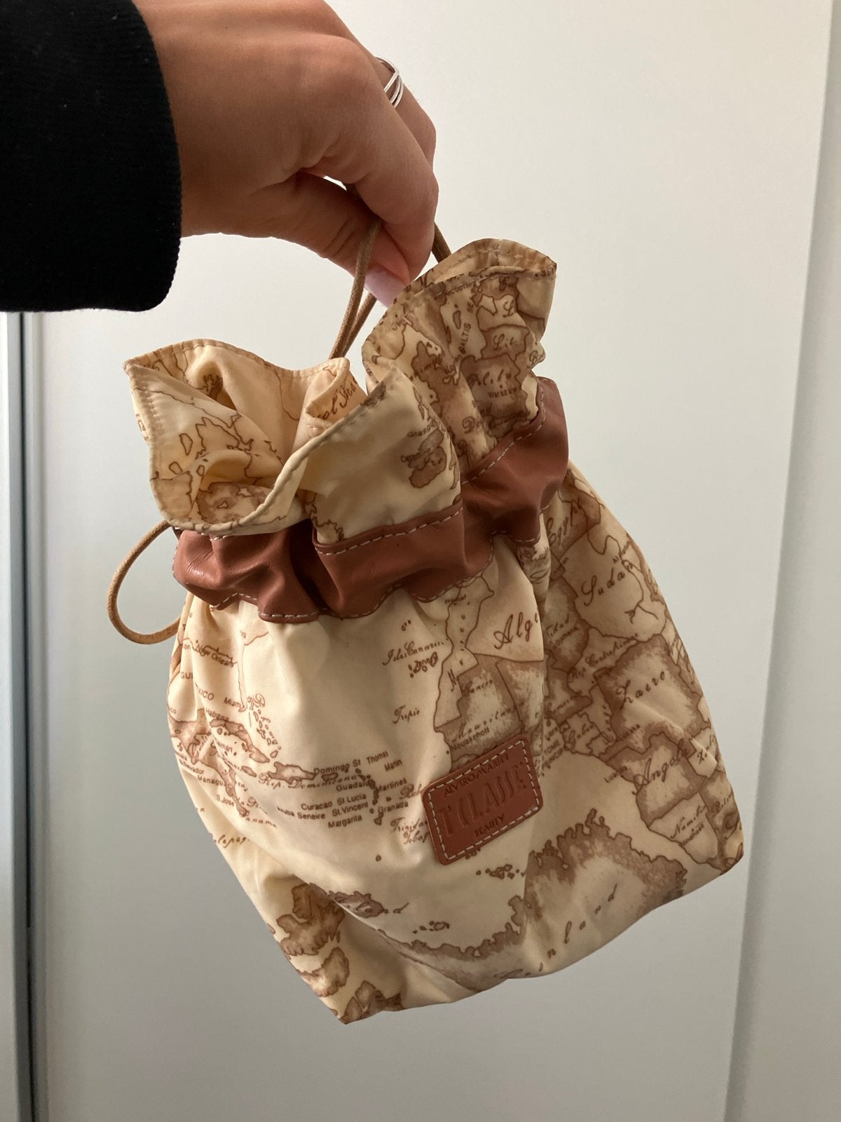 Alviero Martini 1A Classe tasje - Made in Italy, Ophalen of Verzenden, Zo goed als nieuw, Beige, Avondtasje