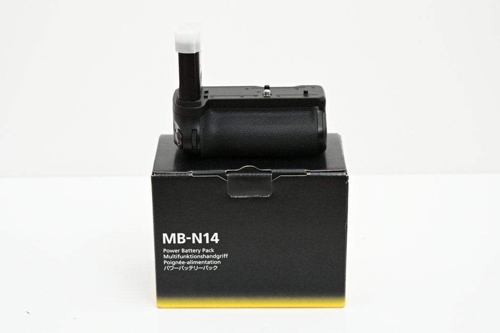 Nikon MB-N14 batterij grip (Z7 II/Z6 III/Z6 II/Z5 II), Nikon, Geschikt voor twee batterijen, Nikon, Batterygrip