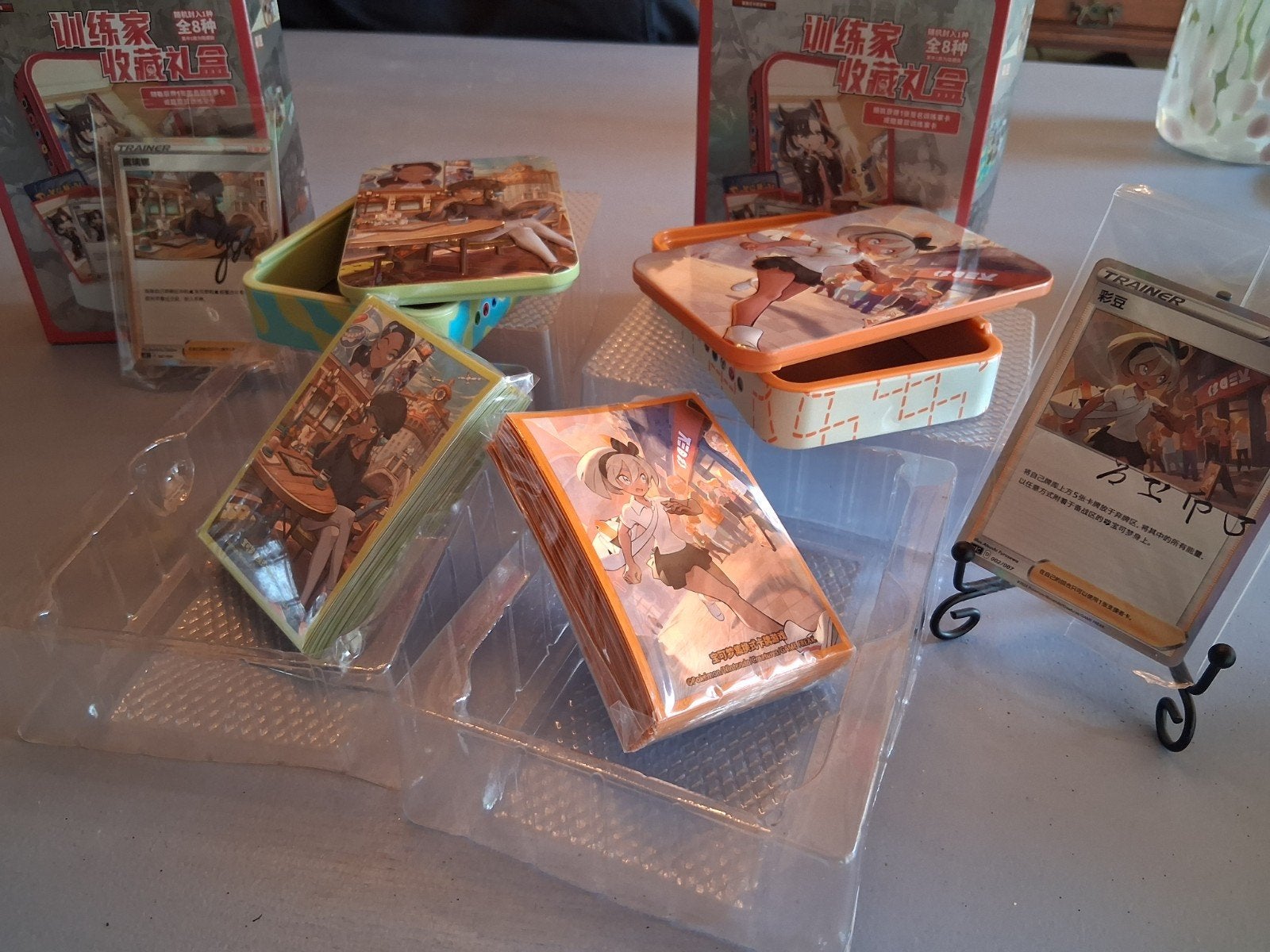 Pokémon Trainer Collection: 2x Limited Edition Set (Iono &, Ophalen of Verzenden, Nieuw, Overige typen