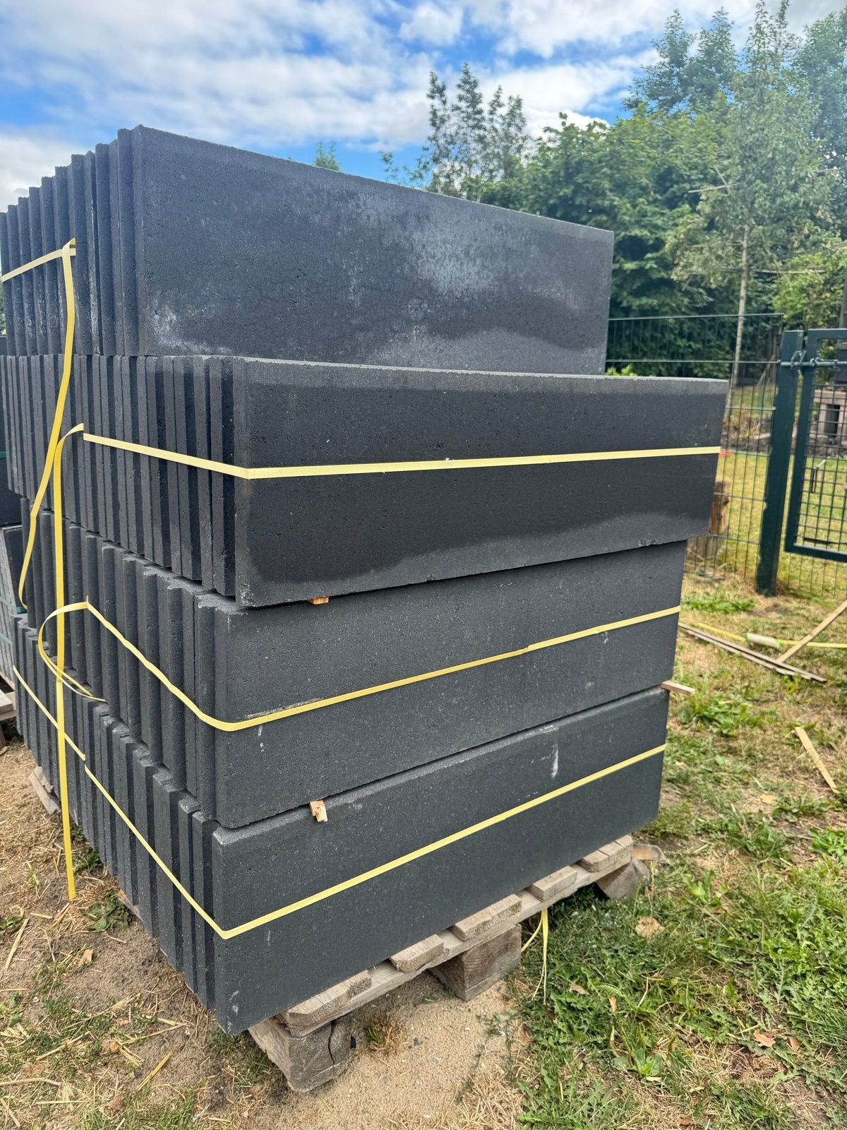 56 x Nieuwe betonnen opsluitbanden - 100x30x10 cm, Doe-het-zelf en Verbouw, Tegels, Ophalen, Overige typen, Nieuw, Minder dan 20 cm