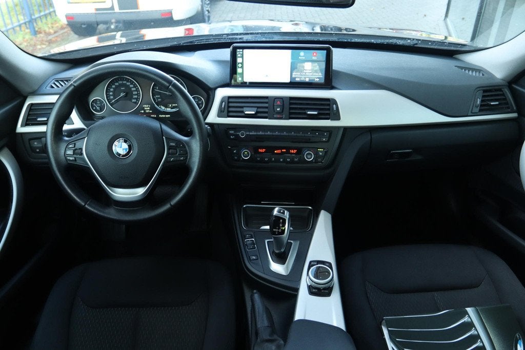BMW 3-SERIE GRAN TURISMO 318D AUT. EXECUTIVE | CARPLAY | CRU, Auto's, BMW, 1535 kg, Zwart, Diesel, Geïmporteerd